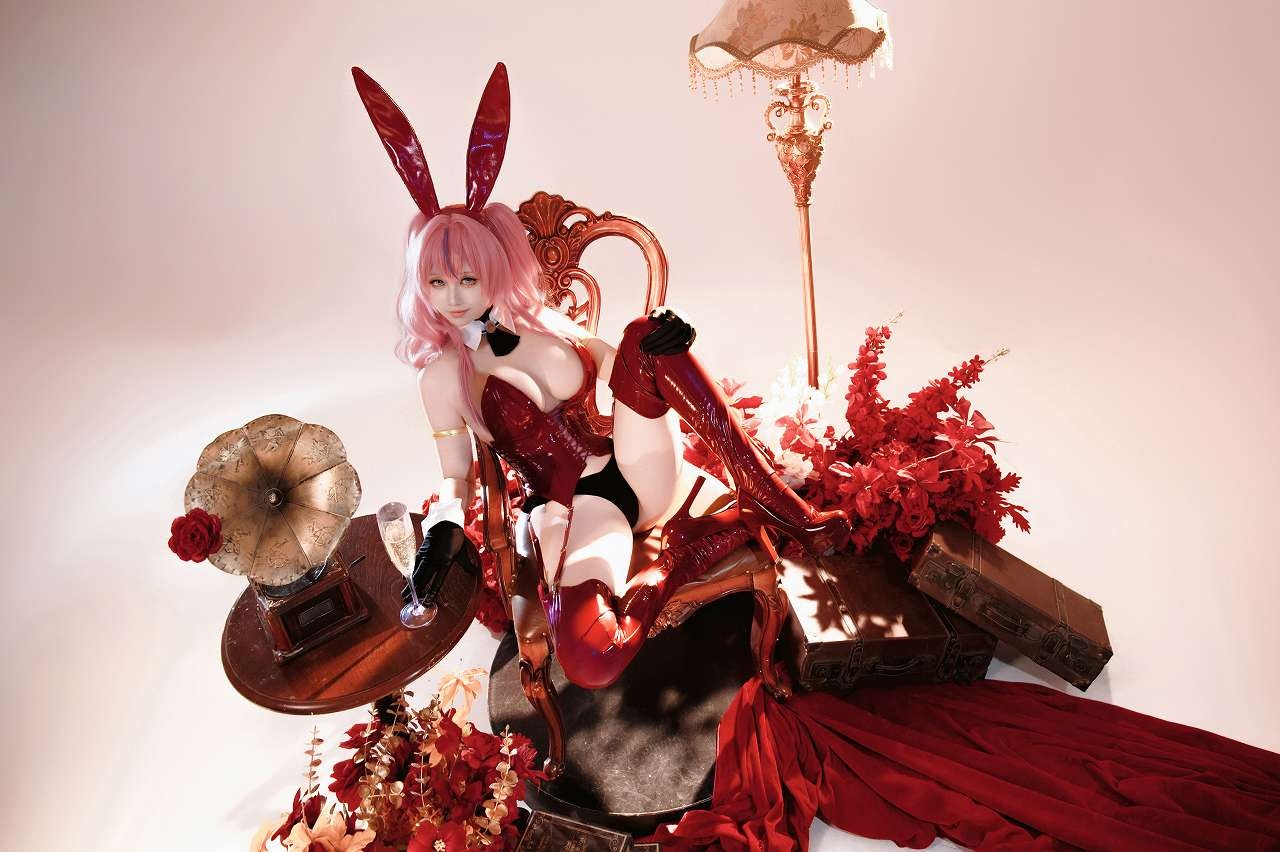 izumi泉桃子 – 布莱默顿 周年纪念兔女郎 真爱版(75P/1.82GB)