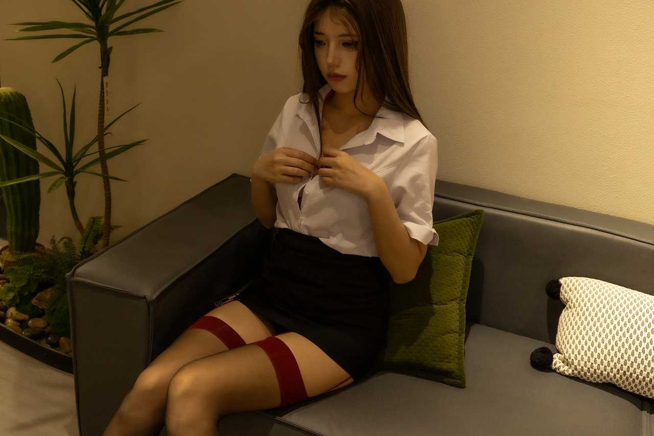 (君颜圆又圆)君颜arya – OL(33P/165MB)